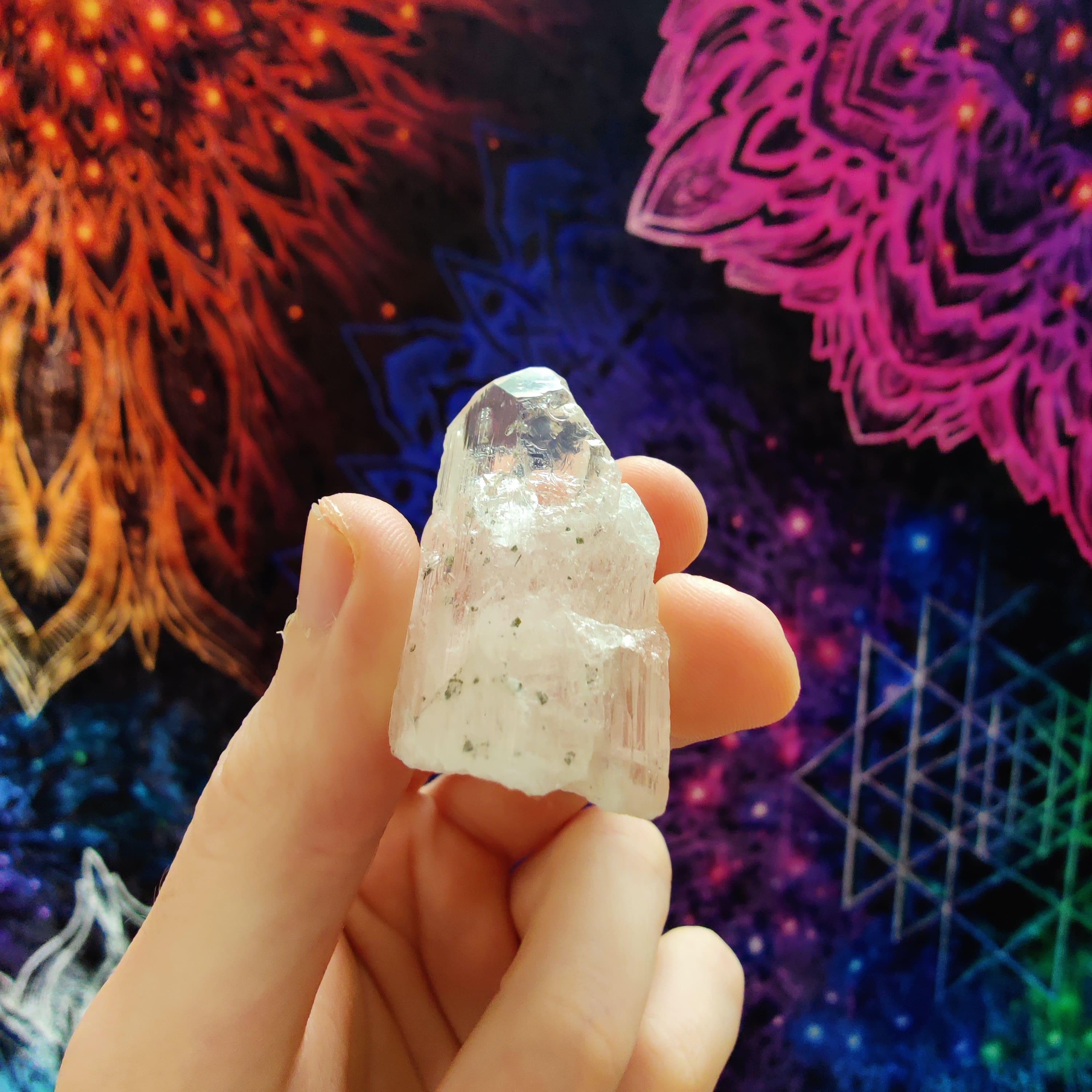 #106 Danburite ∞ 21.5g - PrimalAlchemy