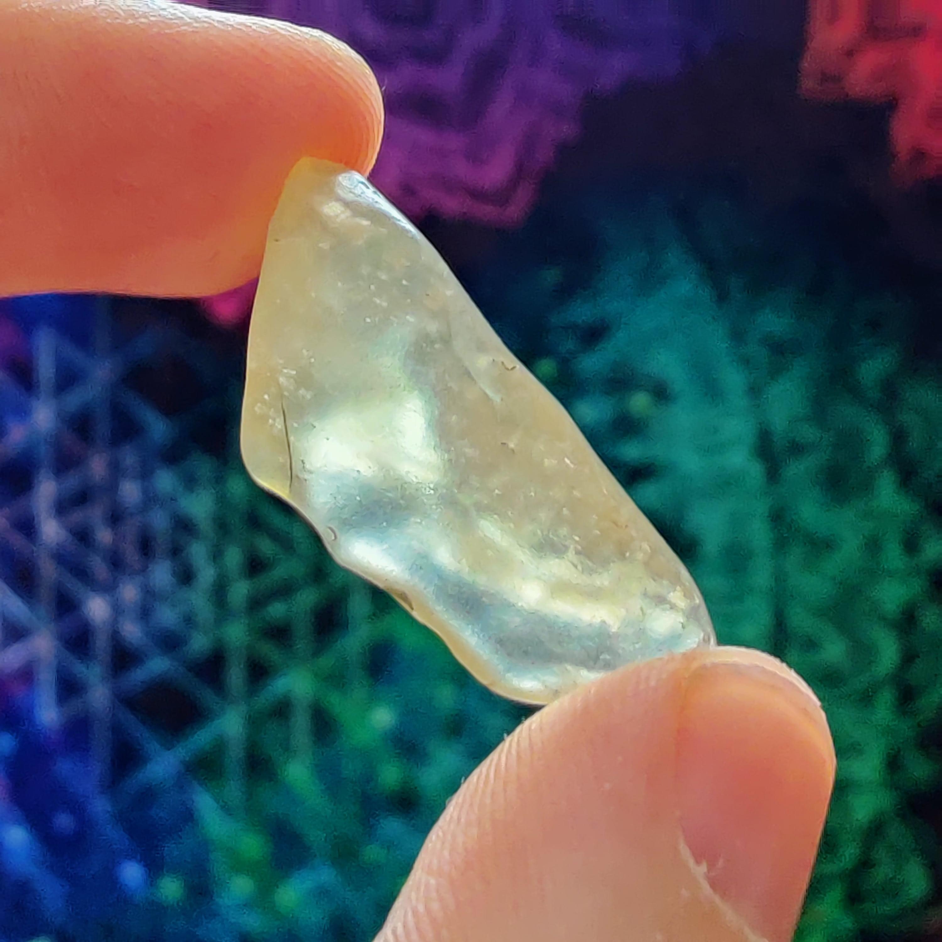 #115 Libyan Desert Glass ∞ 4.5g - PrimalAlchemy