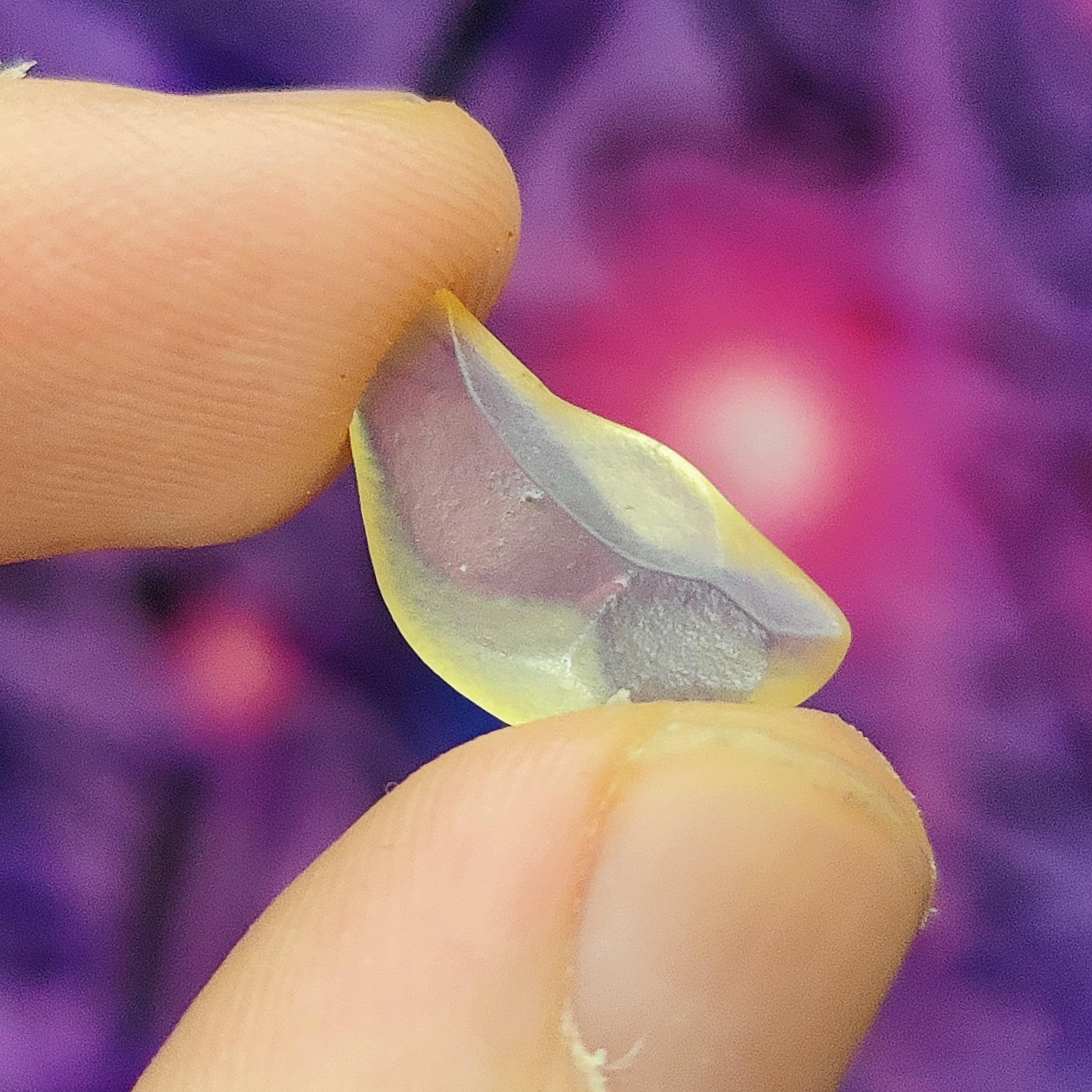 #120 Libyan Desert Glass ∞ 0.7g - PrimalAlchemy