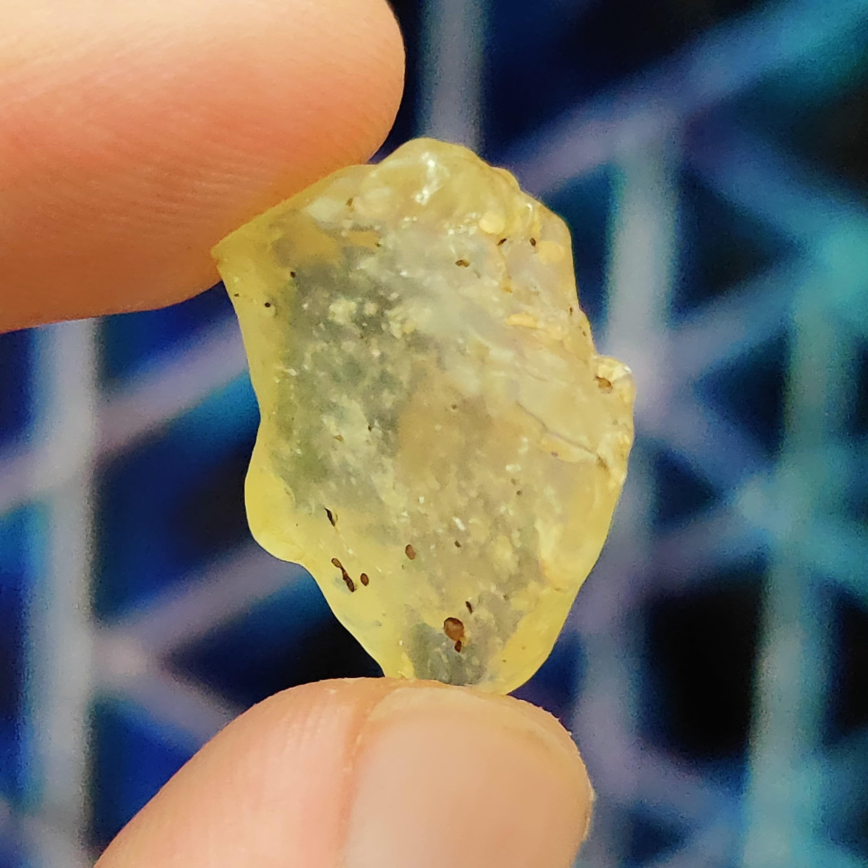 #122 Libyan Desert Glass ∞ 3.5g - PrimalAlchemy