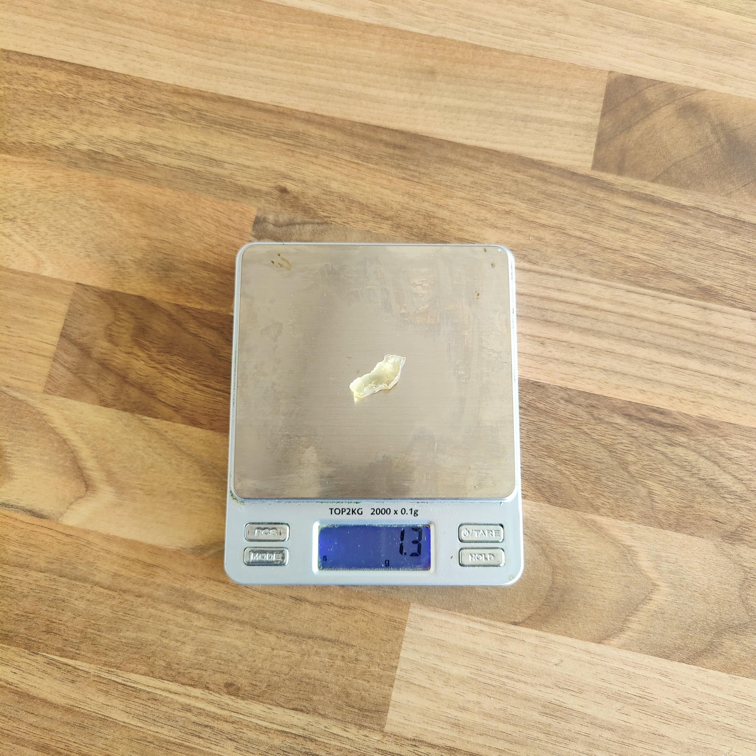 #124 Libyan Desert Glass ∞ 1.3g - PrimalAlchemy