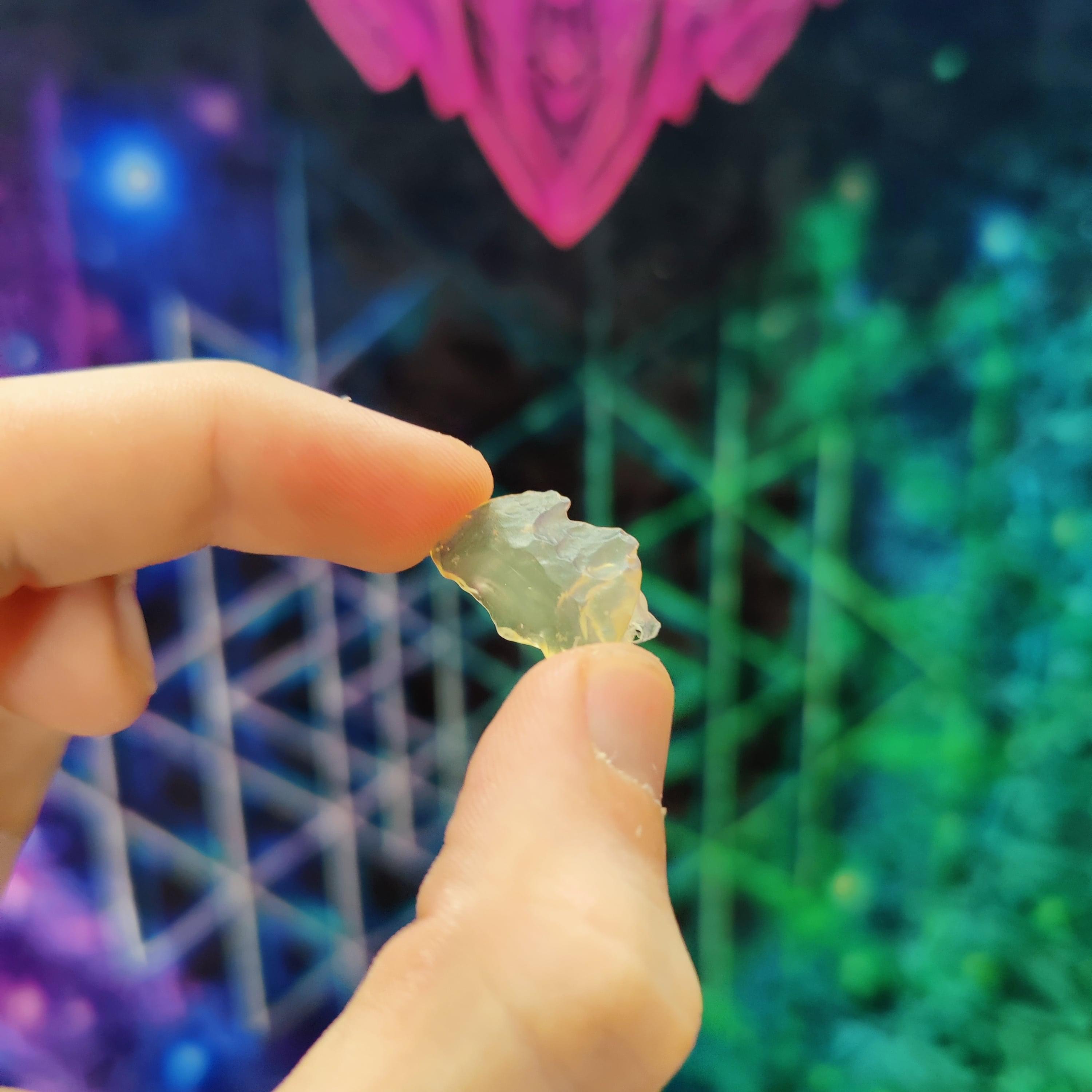 #125 Libyan Desert Glass ∞ 1.4g - PrimalAlchemy