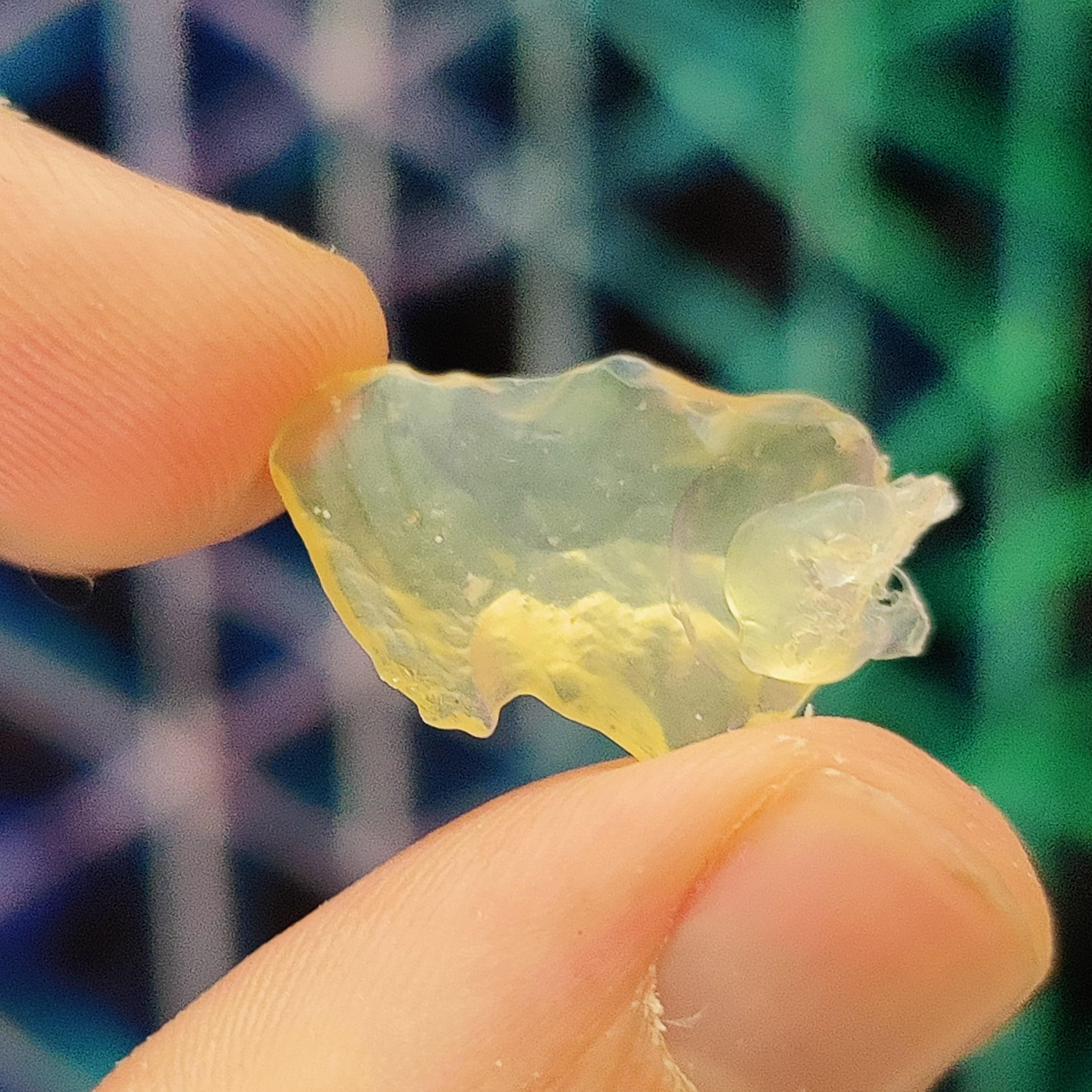 #125 Libyan Desert Glass ∞ 1.4g - PrimalAlchemy