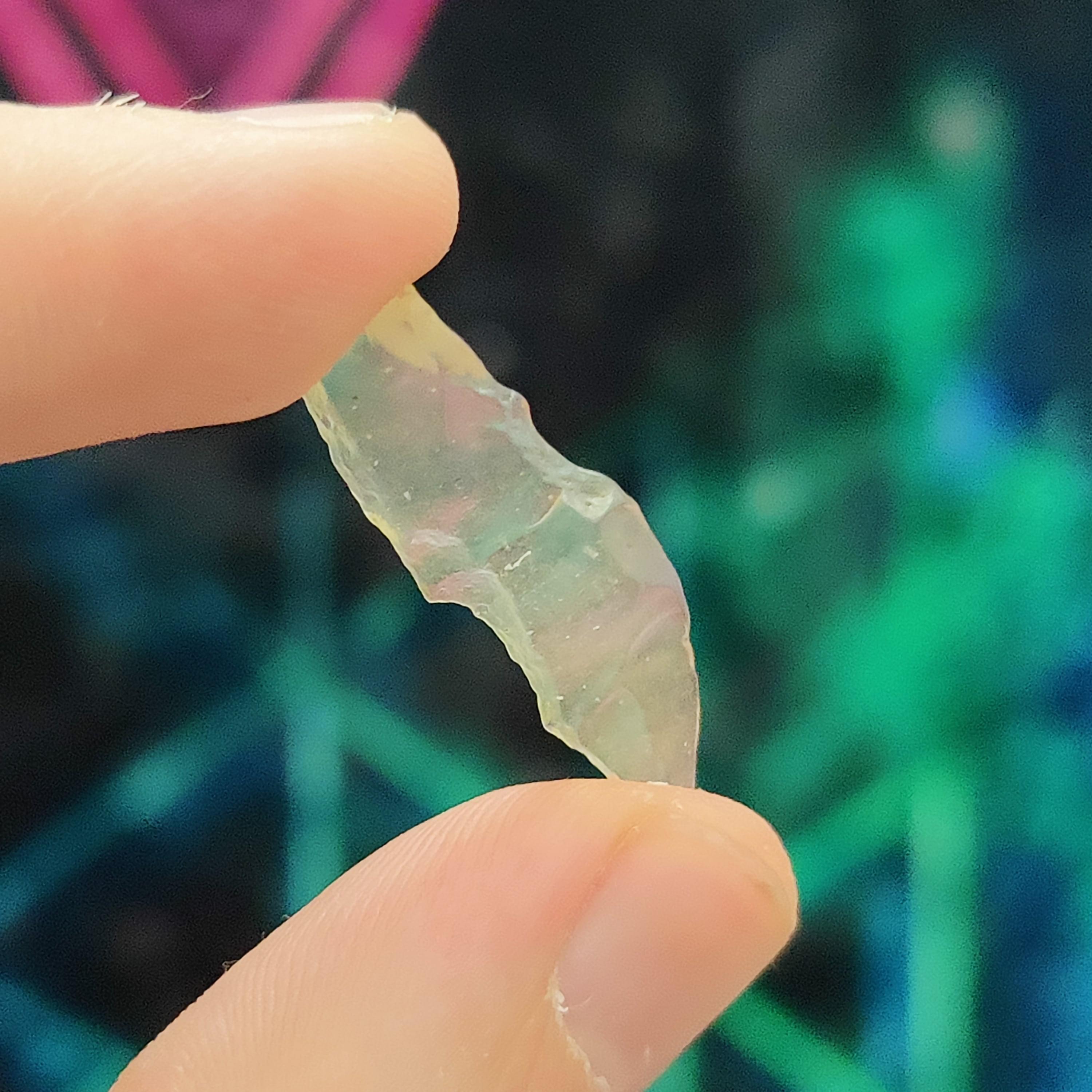 #127 Libyan Desert Glass ∞ 1.1g - PrimalAlchemy