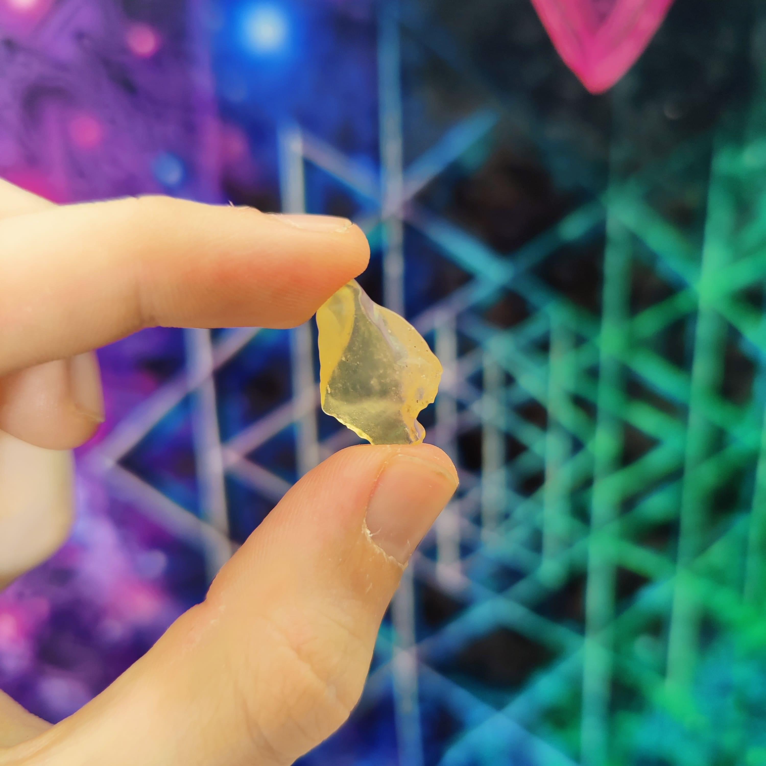 #128 Libyan Desert Glass ∞ 2.0g - PrimalAlchemy