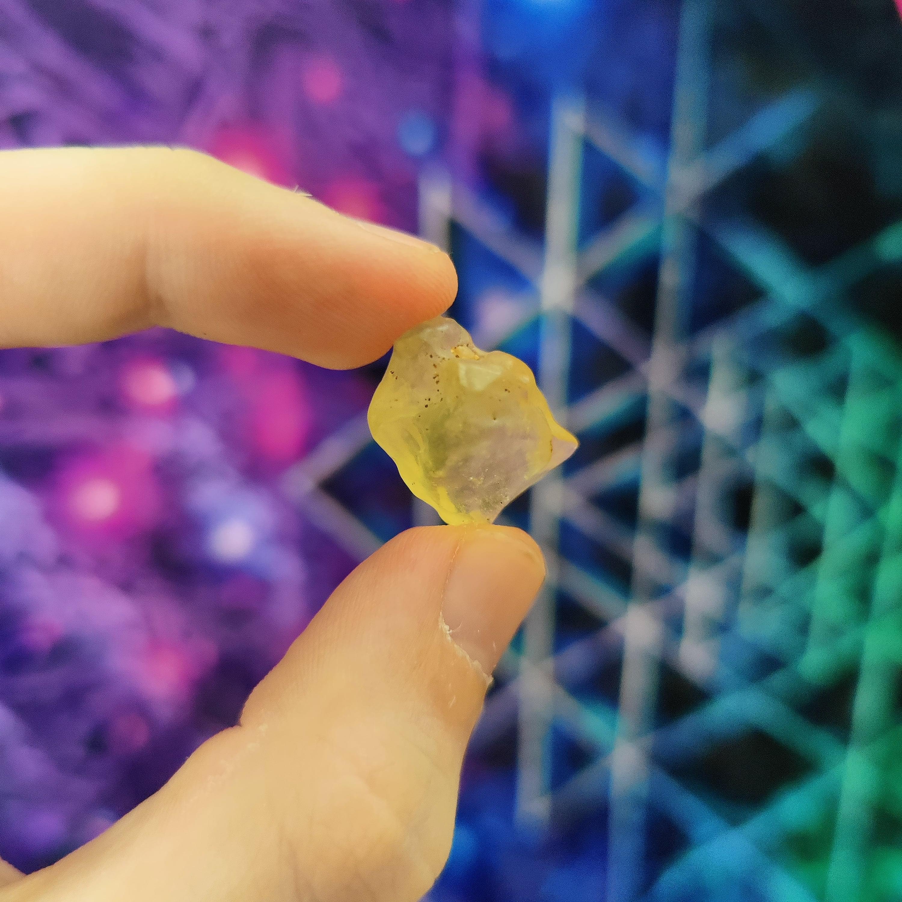 #129 Libyan Desert Glass ∞ 3.7g - PrimalAlchemy