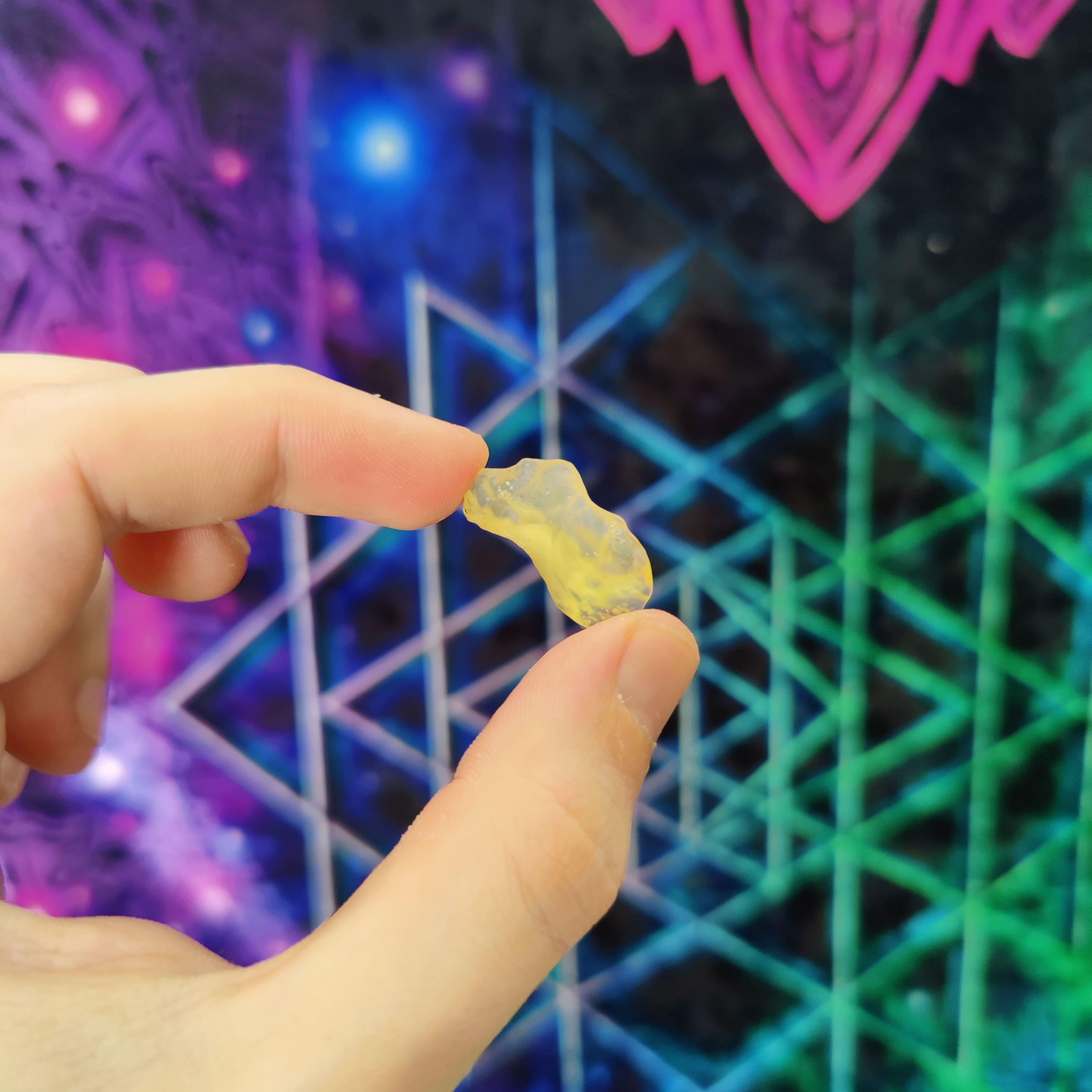 #130 Libyan Desert Glass ∞ 2.3g - PrimalAlchemy