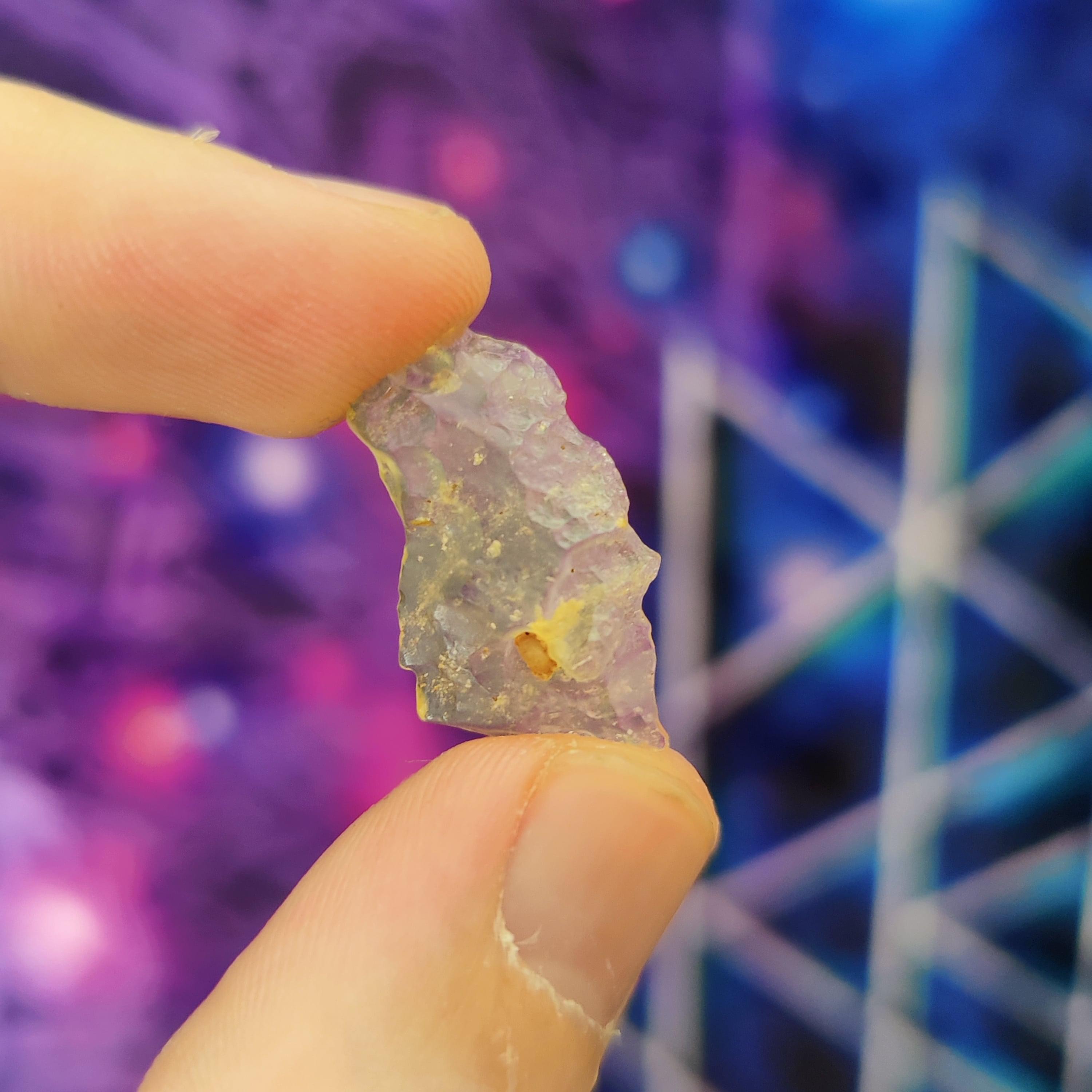 #132 Libyan Desert Glass ∞ 1.1g - PrimalAlchemy