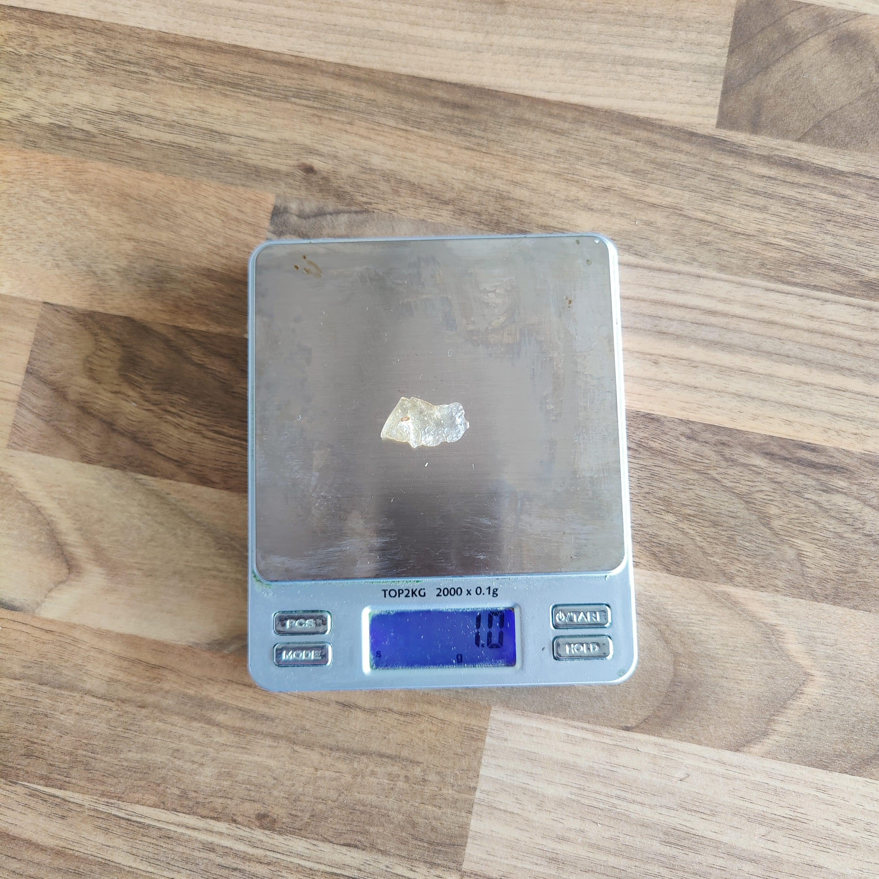 #132 Libyan Desert Glass ∞ 1.1g - PrimalAlchemy