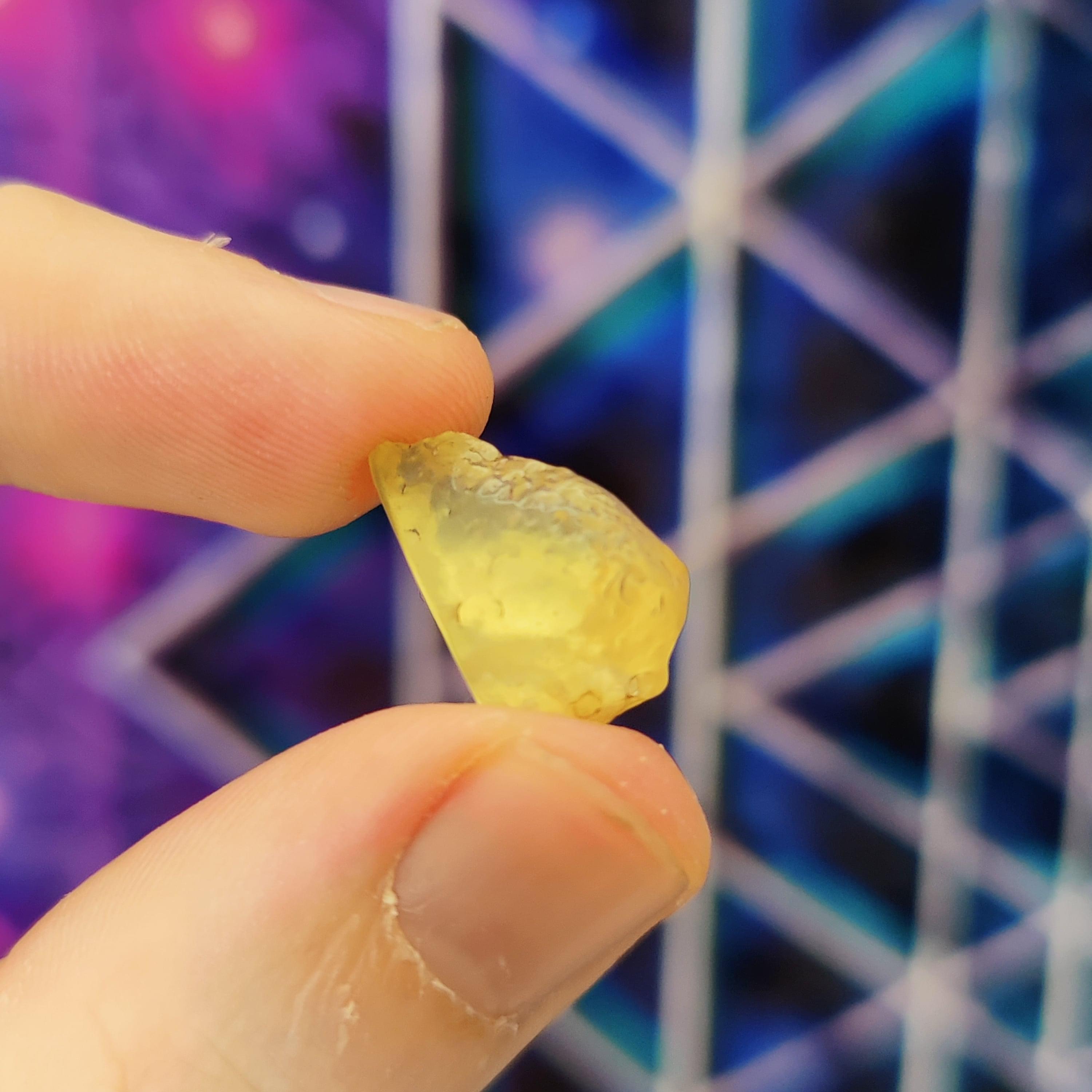 #133 Libyan Desert Glass ∞ 2.3g - PrimalAlchemy