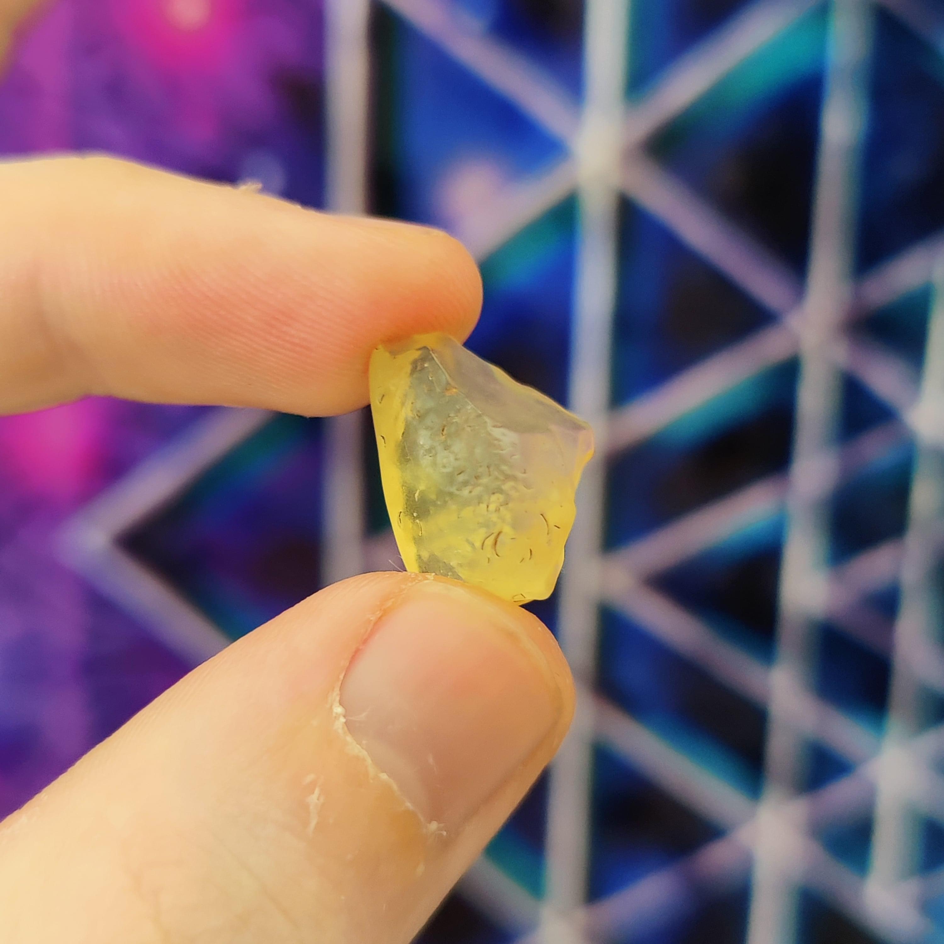 #133 Libyan Desert Glass ∞ 2.3g - PrimalAlchemy